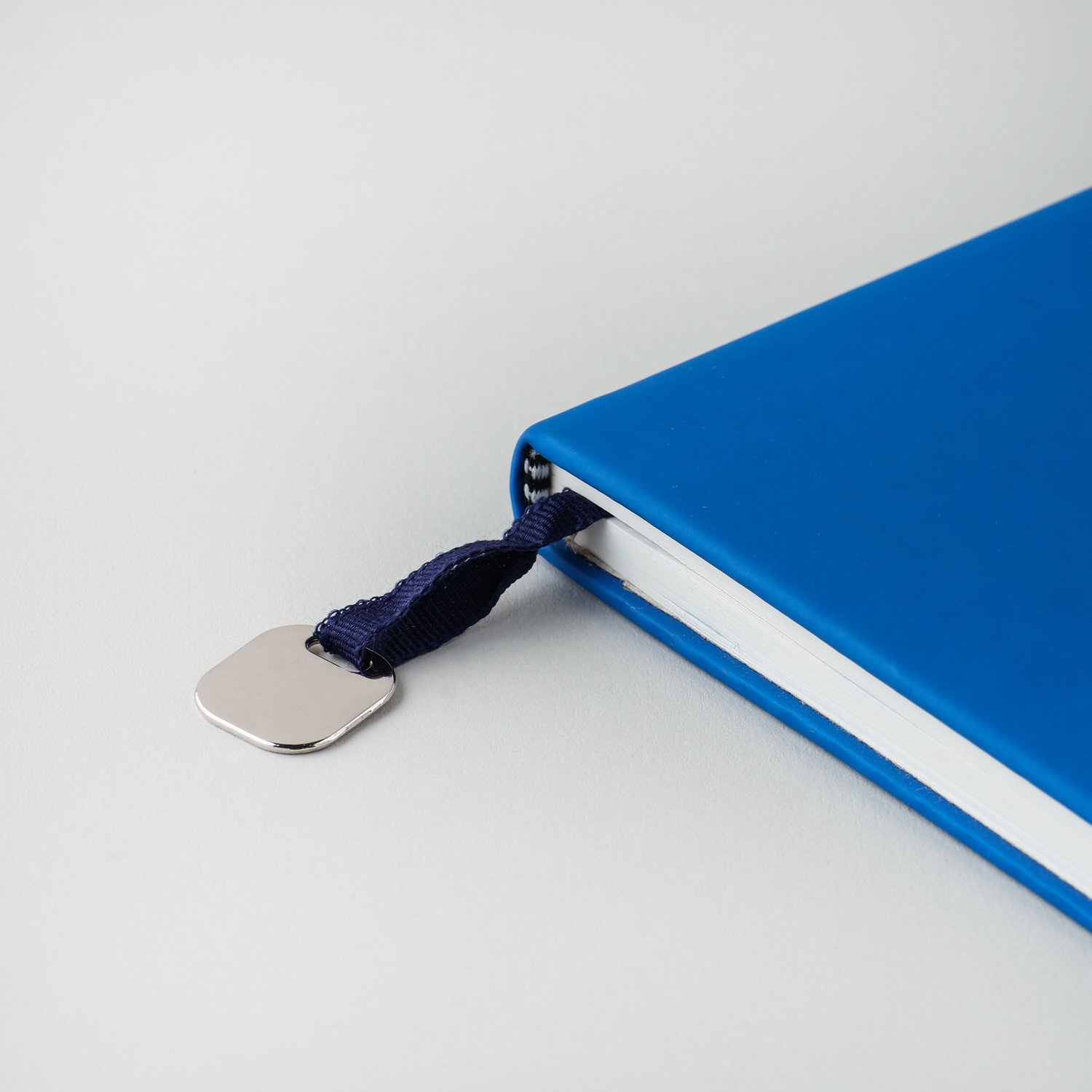 Premium Notebooks V-706